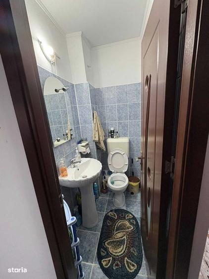 Apartament cu 3 camere decomandat în Bere
