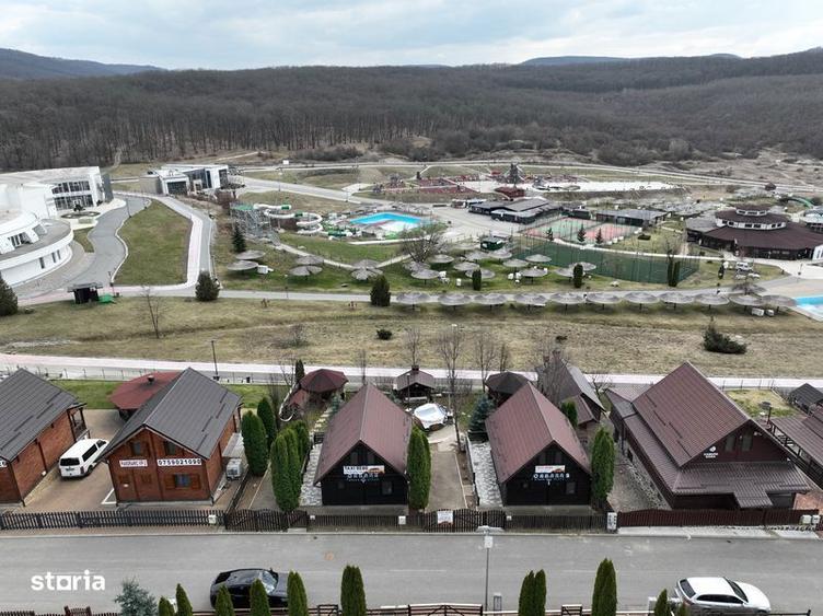 Casă cu 4 camere cu Teren 180 Mp în Central