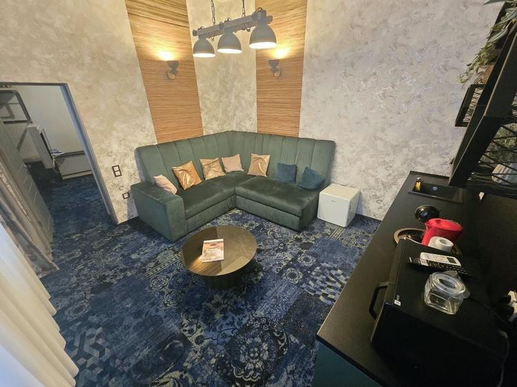 Apartament cu 3 camere decomandat în Ultracentral
