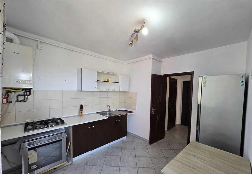 Apartament cu 2 camere decomandat în Sânpetru