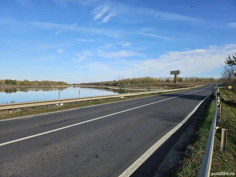 Spațiu comercial, de 16,000 mp, în Lehliu