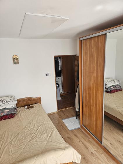 Apartament cu 2 camere decomandat, mobilat în Tomis II