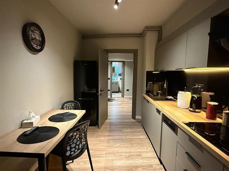 Apartament cu 2 camere decomandat, mobilat în Aviației