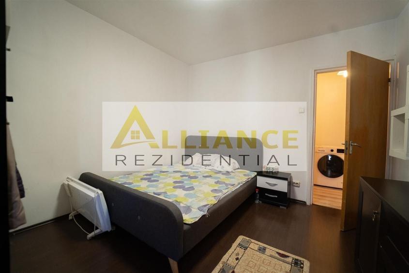 Apartament cu 3 camere decomandat, mobilat în Tineretului