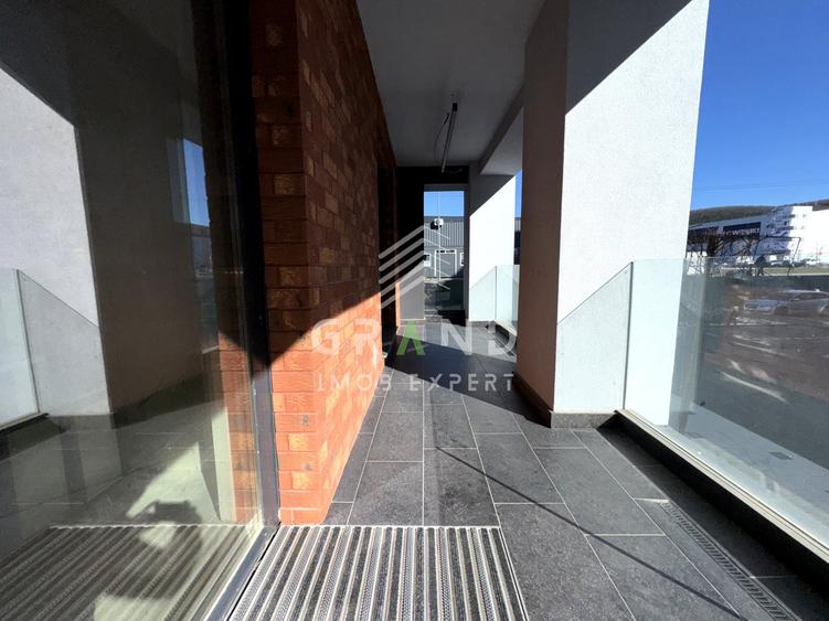 Spațiu comercial, de 119.40000152588 mp, în Florești
