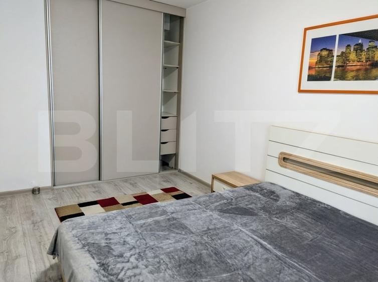 Apartament cu 2 camere semidecomandat, mobilat în Între Lacuri