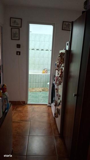 Apartament cu 3 camere în Giurgiului
