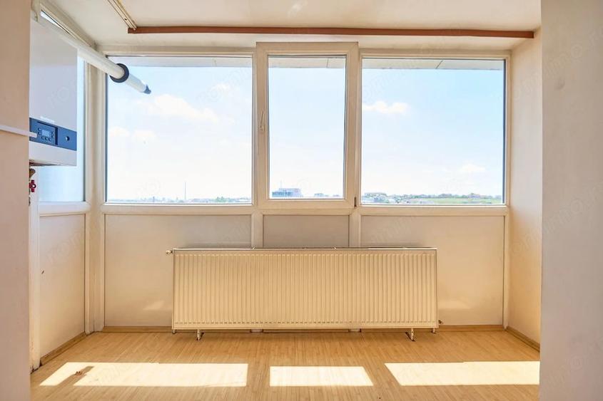 Apartament cu 4 camere decomandat în Craiovei