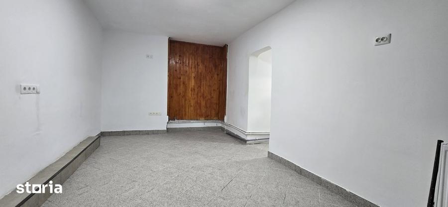 Spațiu comercial, de 34 mp, în Micro 6