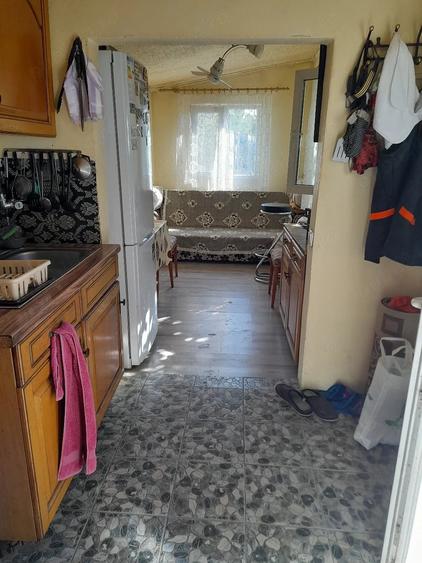 Casă cu 3 camere cu Teren 1000 Mp în Robănești