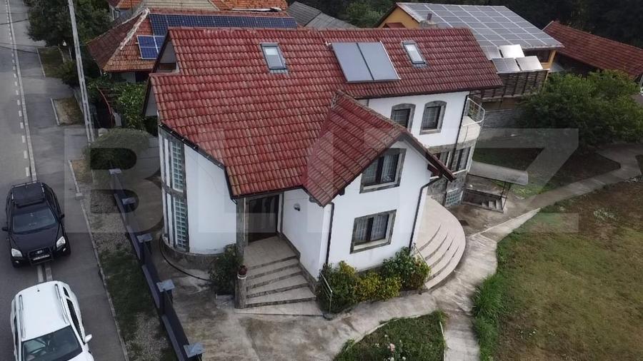 Casă individuală cu 4 camere cu Canalizare în Exterior Vest