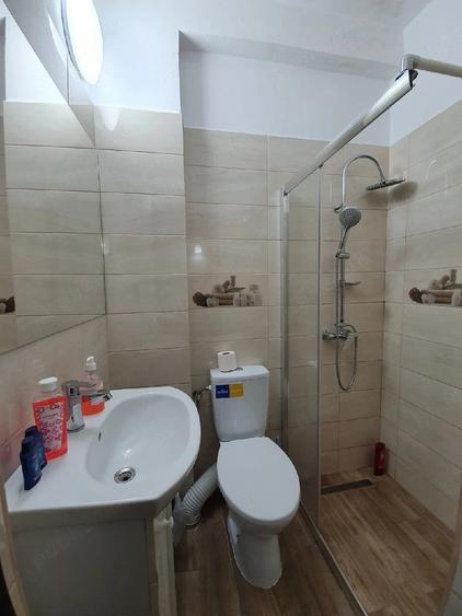 Garsonieră decomandată în Central