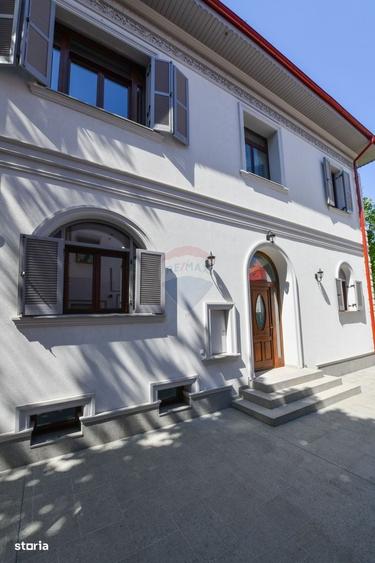 Casă cu 4 camere în Cotroceni