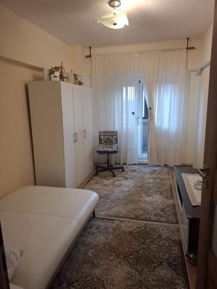 Apartament cu 3 camere decomandat în Ultracentral