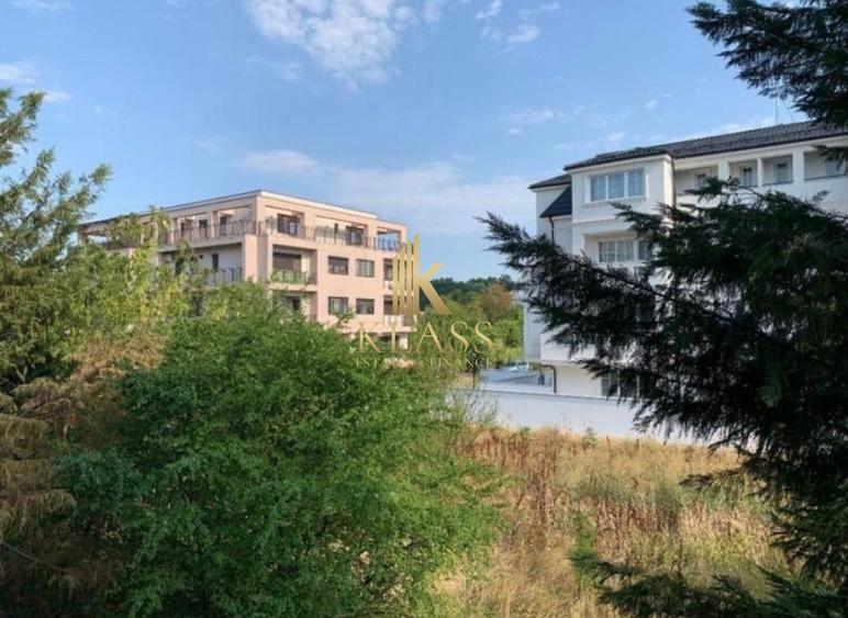 Apartament cu 3 camere decomandat, mobilat în Nord