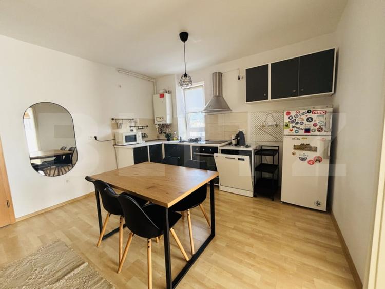 Apartament cu 2 camere decomandat în Bartolomeu
