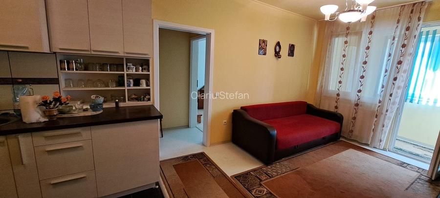 Vand apartament, 2 Camere, Bloc Luceafarul