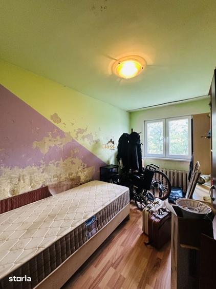 Apartament cu 4 camere semidecomandat, mobilat în Mănăștur