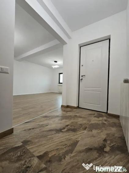Casă cu 4 camere cu Teren 241 Mp în CET