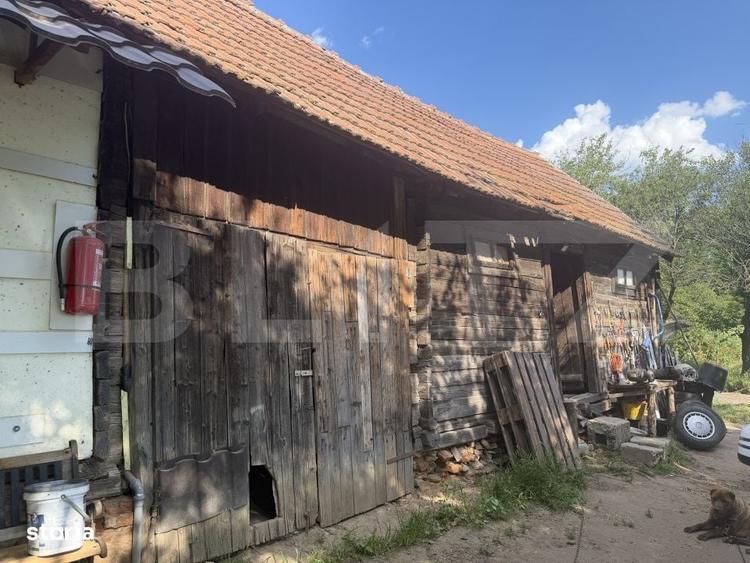 Casă cu 4 camere în Leșile