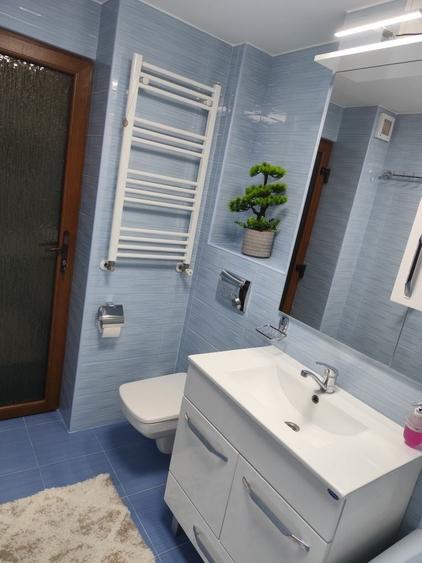 Apartament cu 3 camere decomandat în Micălaca