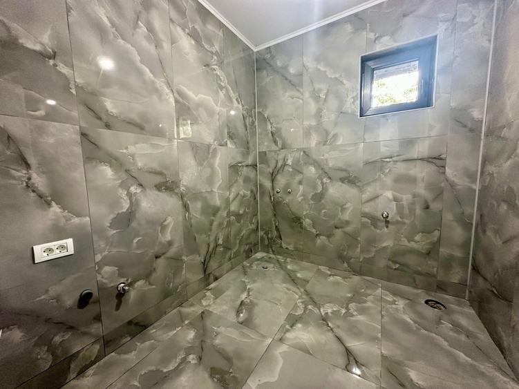 Casă cu 3 camere în Pantelimon