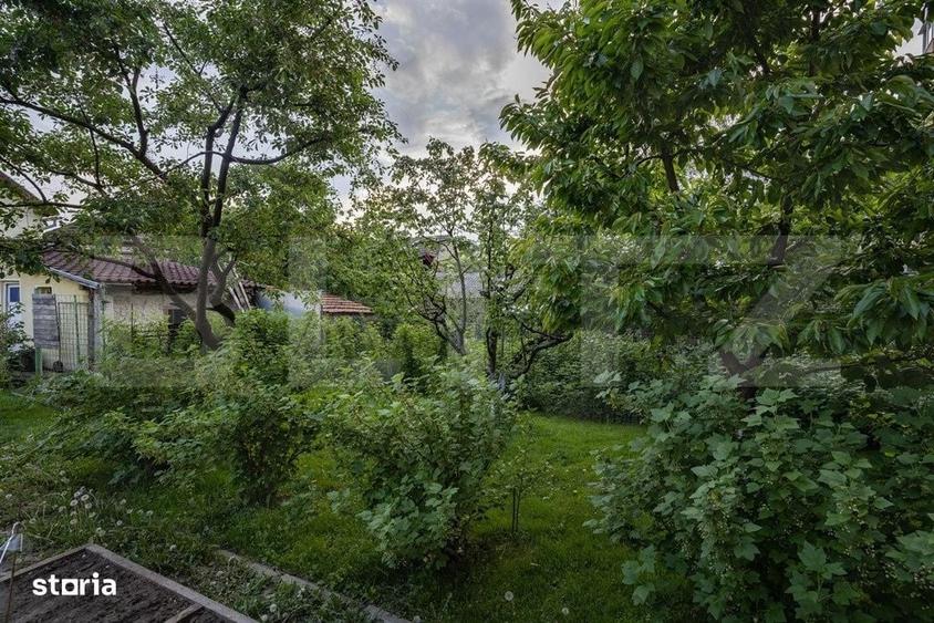 Casă cu 4 camere în Cernatu
