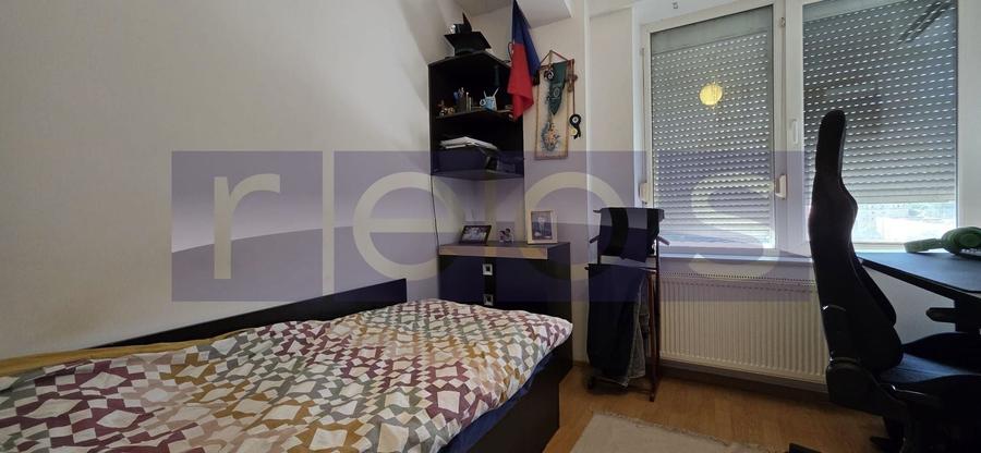Apartament cu 4 camere în Dristor