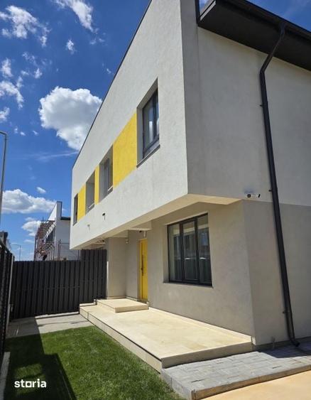 Casă cu 4 camere cu Teren 260 Mp în Vidra