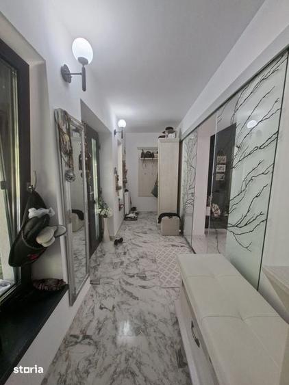 Casă cu 4 camere cu Teren 800 Mp în Ferneziu