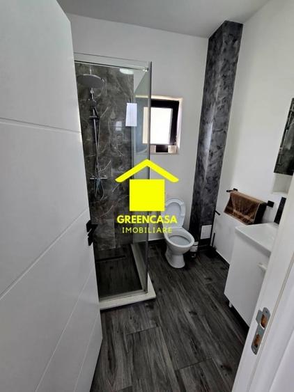 Casă individuală cu 4 camere cu Canalizare în Dezmir