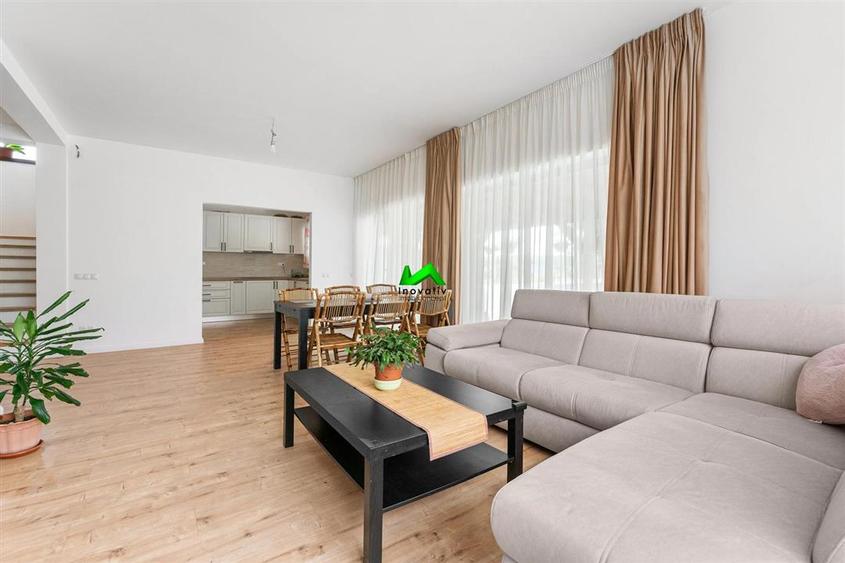 Casă individuală cu 6 camere cu Teren 1000 Mp în Exterior Est