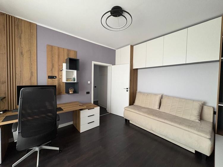 Penthouse cu 3 camere decomandat, mobilat în Dobroești