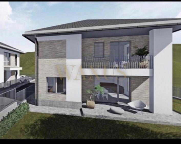 Casă individuală cu 4 camere cu Canalizare în Luna de Sus