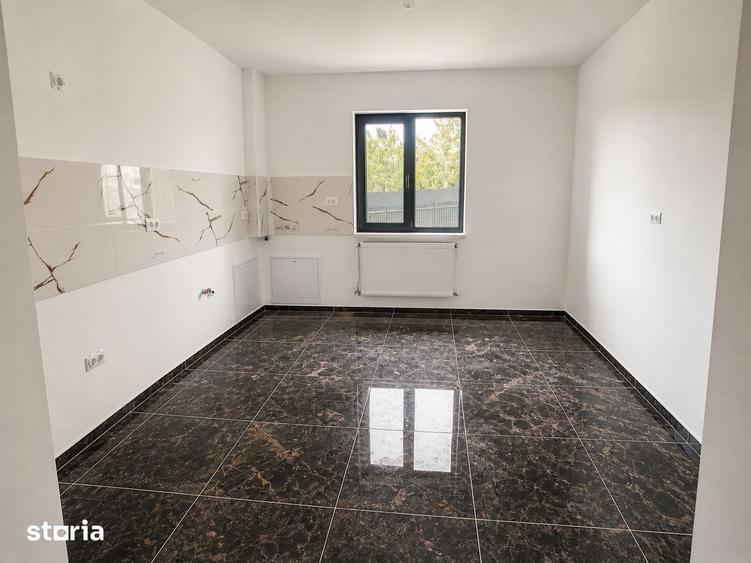 Casă cu 3 camere cu Teren 510 Mp în Podu Roș