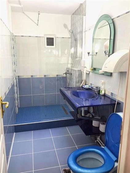 Apartament cu 3 camere decomandat, mobilat în Unirii Nord