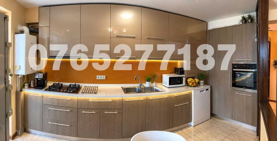 Apartament cu 4 camere decomandat în Titan