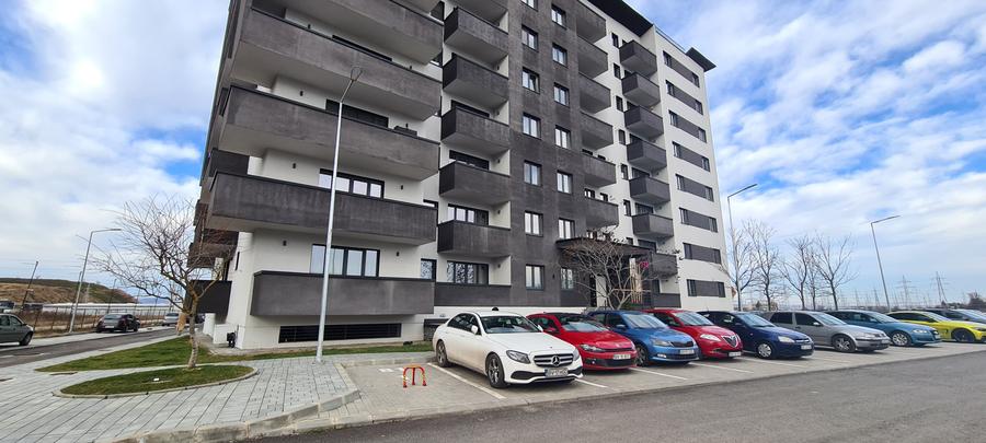 Apartament cu 2 camere semidecomandat, mobilat în Hărmanului