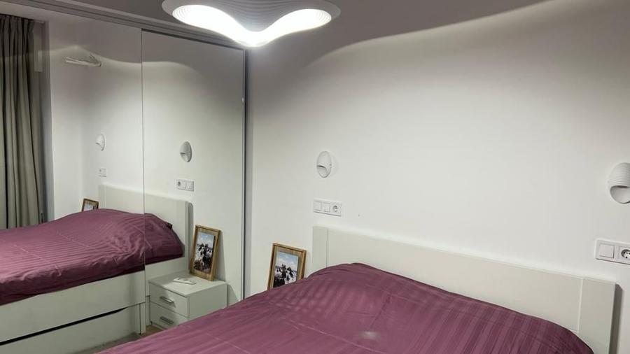 Apartament cu 2 camere semidecomandat în Barbu Văcărescu