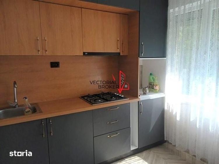 Apartament cu 3 camere decomandat în Colentina
