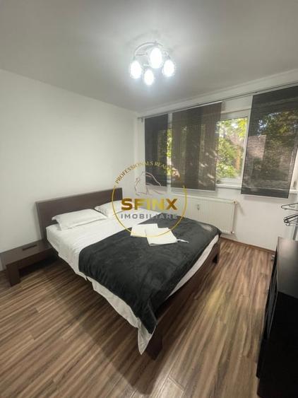 Apartament cu 2 camere semidecomandat, mobilat în P-ța Victoriei