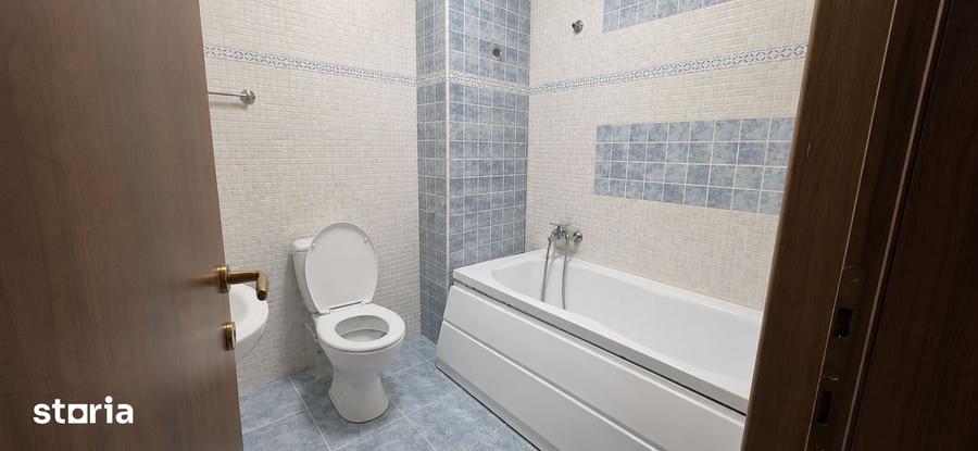 Apartament cu 2 camere semidecomandat în Gruia