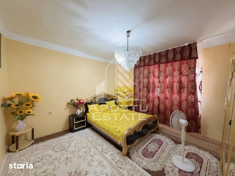 Casa de vanzare, teren 225 mp, zona Fratelia, Bujorilor, Timisoara - 1