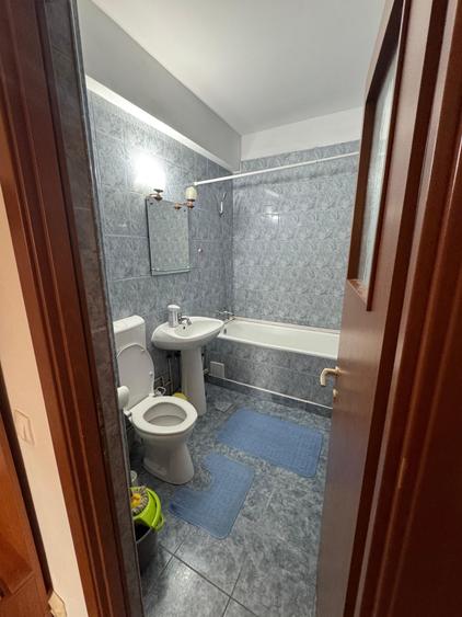 Apartament cu 2 camere decomandat în Trivale