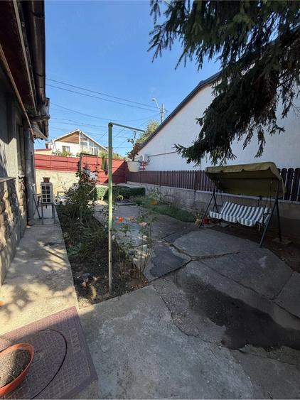 Casă cu 3 camere cu Teren 200 Mp în Apărătorii Patriei