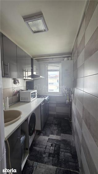 Apartament 3 camere semidecomandat, CT, separatie apa, mobilat, utilat - 8