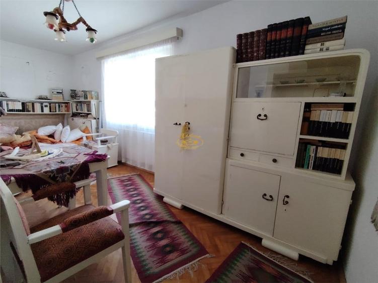 Casă cu 3 camere cu Teren 624 Mp în Central