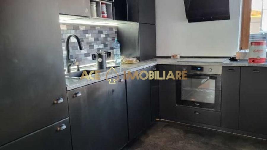 Casă individuală cu 4 camere cu Teren 400 Mp în Băneasa