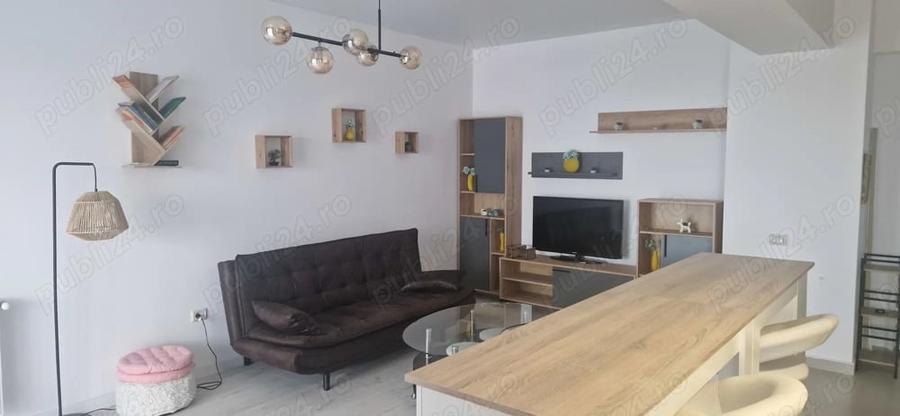 Apartament cu 2 camere decomandat în Parcul Carol