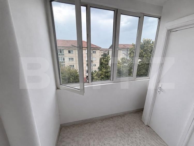 Se inchiriaza apartament cu 2 camere, 46mp, in cartierul Nufarul - 4